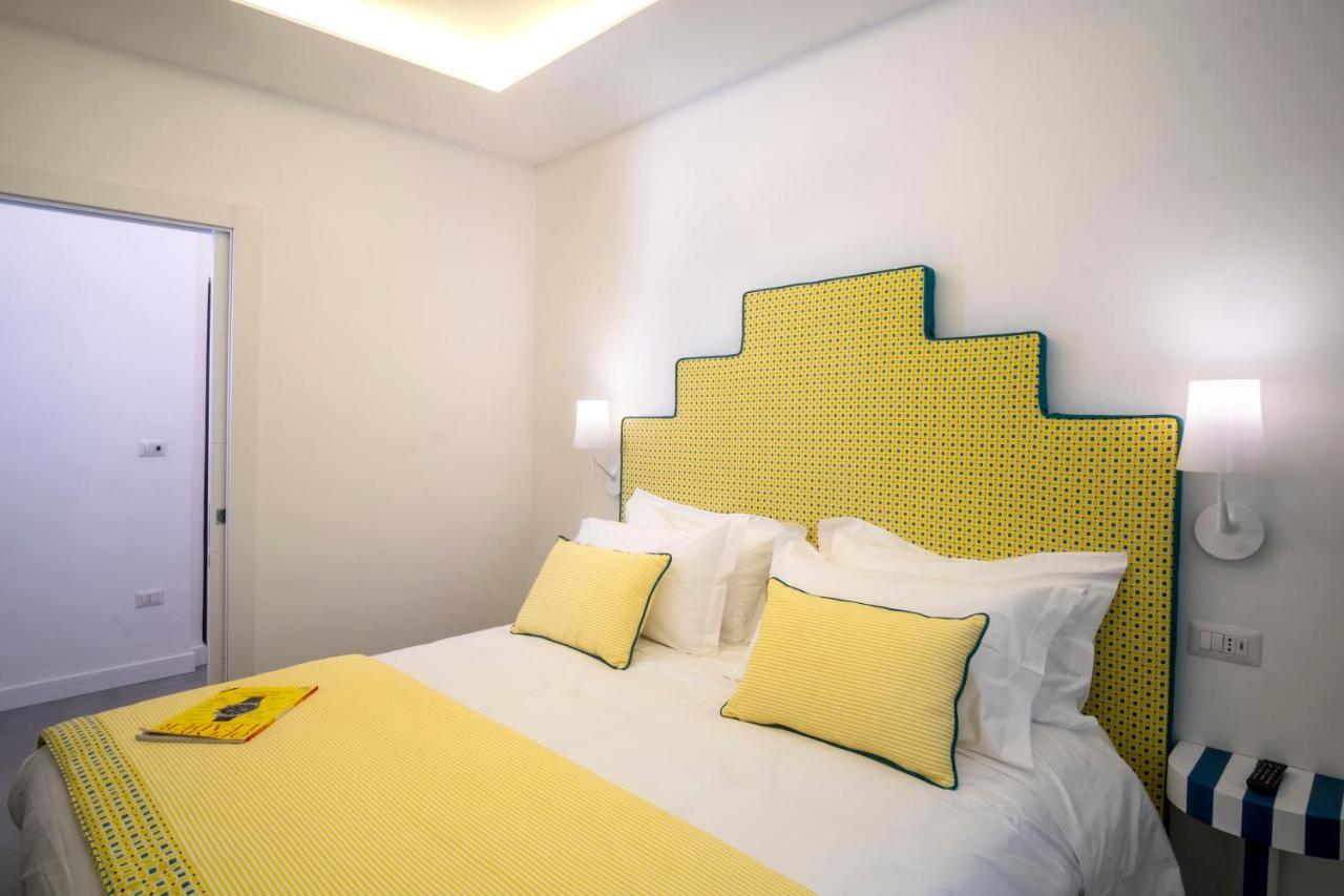 Yourhome - Unica Luxury Apartment Castellammare di Stabia Luaran gambar