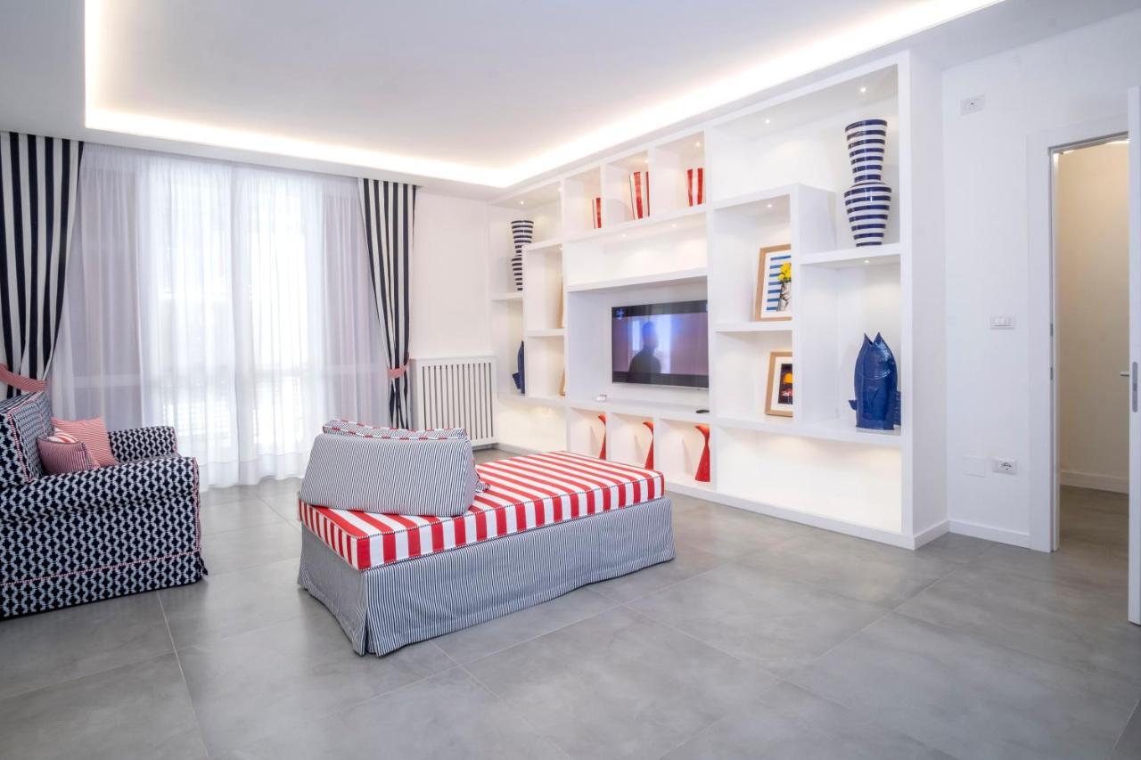 Yourhome - Unica Luxury Apartment Castellammare di Stabia Luaran gambar